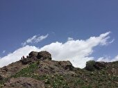 قلعه کیقباد هرنج سازه ای تاریخی بر فراز کوه در استان البرز