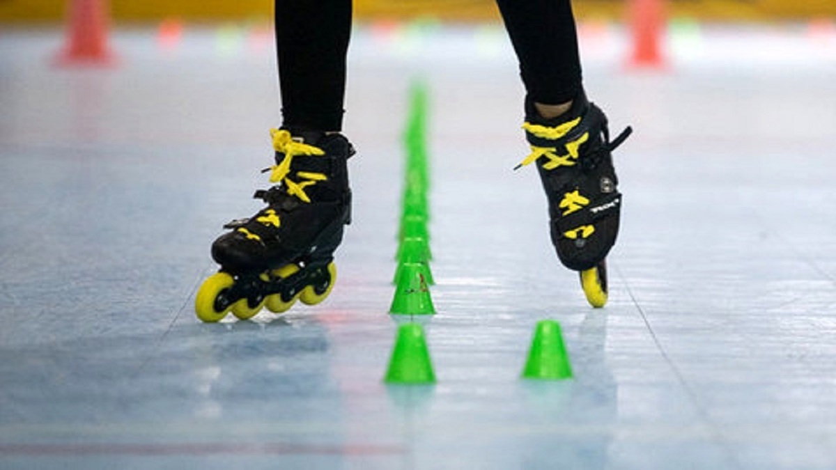 ورزشکاران البرزی در مسابقات اسکیت قهرمانی کشور ۱۰ مدال رنگارنگ از آن خود کردند.