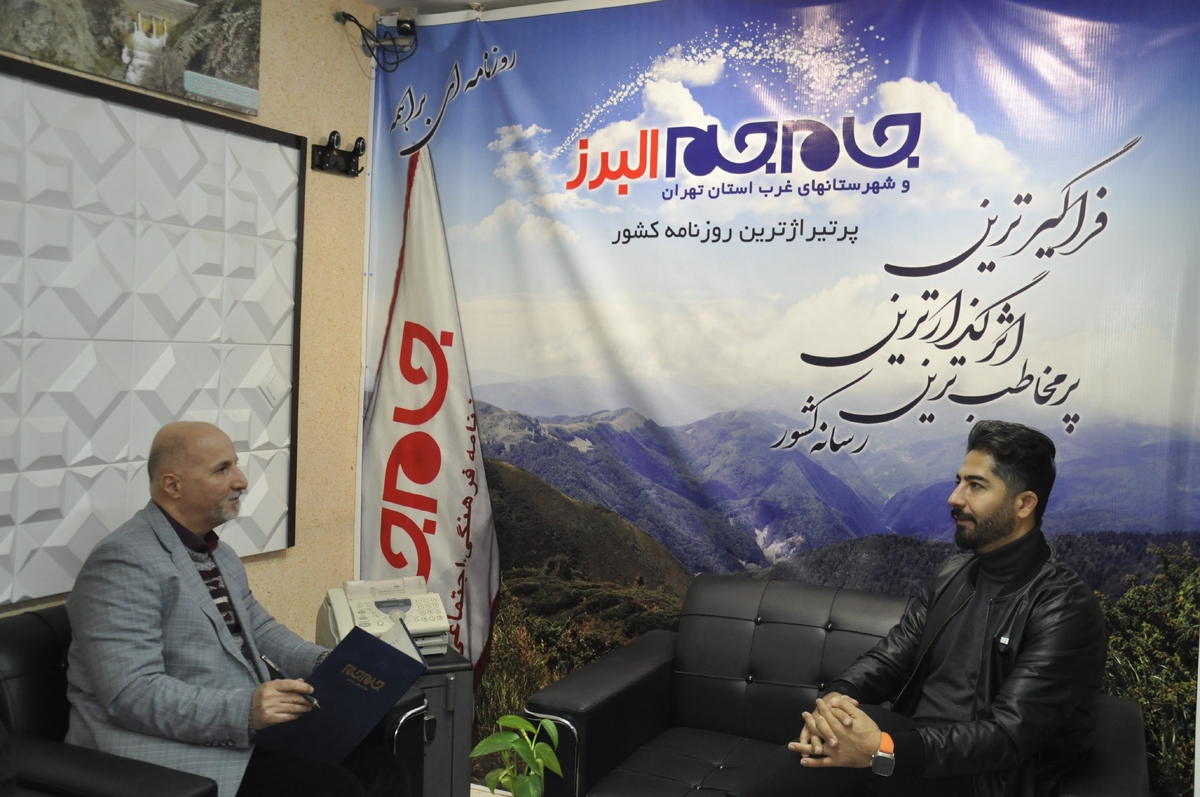 از دیدگاه مهندس علیرضا فرحبد، هدف گذاری مهمترین رکن هر فعالیتی محسوب می‌شود. این فرآیند با برنامه‌ریزی اصولی می‌تواند ضمن تلاش وافر، پشتکار و اهتمام نسبت به استراتژی، اهداف خود را جامه عمل پوشاند. در این راستا پروژه‌های انبوه سازی از دستاورد‌های موفق شرکت تحت مدیریت مهندس فرحبد می‌باشد، به طوری که با انجام این پروژه‌ها بیش از صد‌ها نفر رویای خانه‌دار شدنشان به حقیقت پیوسته است. این مهندس خلاق و متعهد پس از سال‌ها کسب تجربه عملی در حیطه صنعت ساختمان و نیز کسب مدرک نظارت پیمانکاری در رشته عمران تنها طی ۵۴۰ روز، تعداد ۱۲۰ آپارتمان مسکونی را به مردم تحویل داده است. پروسه مذکور همچنان توسط مدیر شرکت ساختمانی انبوه سازان فرحبد با جدیت در حال اجرا و نظارت می‌باشد تا به واسطه آن تعداد خانه دار شدن افراد افزون گردد. تسهیلات منحصر به فرد این مجموعه دلیلی شد بر دعوت و انجام مصاحبه اختصاصی و صمیمی با این مدیر مسئولیت پذیر و توانمند که در ادامه از نظر خوانندگان می‌گذرد:
