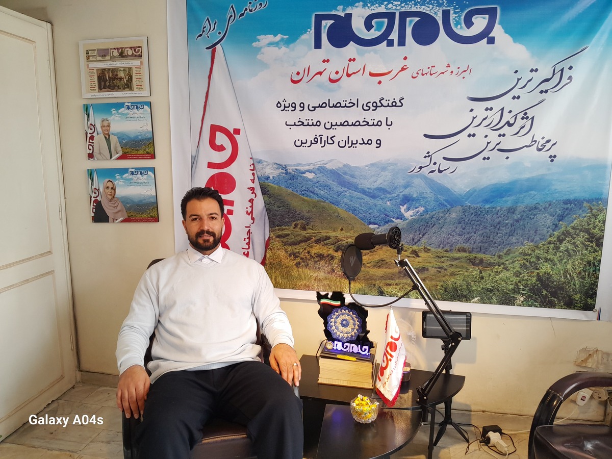 شرکت اتود سازه، به مدیریت محمد مهدی کمرئی ، در زمینه نظارت، طراحی و اجرای پروژه‌های عمرانی فعالیت می‌کند. این شرکت با هدف حفظ ایمنی و مقاومت سازه‌ها، از جدیدترین متدهای مهندسی بهره می‌برد و با تیمی جوان و خلاق، توانسته است طرح‌های متمایزی ارائه دهد. در این مصاحبه به بررسی جزئیات بیشتر فعالیت‌ها و دیدگاه‌های این مدیر مجرب و با دانش پرداخته‌ایم.
