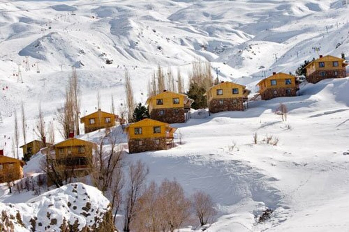 روستای ولایت رود از جمله روستا‌های محور کرج به کندوان به دلیل مجاورت و همسایگی با پیست دیزین از اهمیت فراوانی برخوردار است این روستا در فصل تابستان و پاییز مقصد گردشکران زیادی است برای آشنایی با مشکلات این روستا با سودابه صید دهیار این روستا گفتگو کردیم.