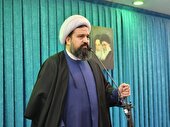 آینده‌ی انقلاب در دست جوانان است