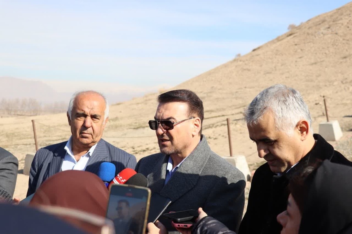 سرپرست اداره کل میراث فرهنگی، گردشگری و صنایع دستی استان البرز با بیان اینکه محوطه تاریخی ازبکی با قدمت ۹ هزارساله از مهمترین میراث کشور است که به دوره ماد‌ها بازمی‌گردد، گفت: آثار به‌دست‌آمده از این محوطه می‌تواند نقطه عطفی در حفظ و معرفی فرهنگ و تمدن ایران باشد.