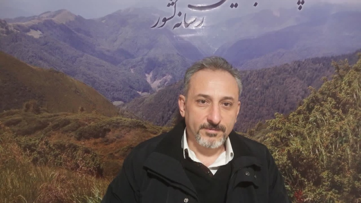 روزنامه جام جم البرز با حسن احمدیان خامنه، مدیرعامل شرکت هوشمند سازان سبز، گفتگویی انجام داده است که ماحصل آن را در ذیل می خوانید: