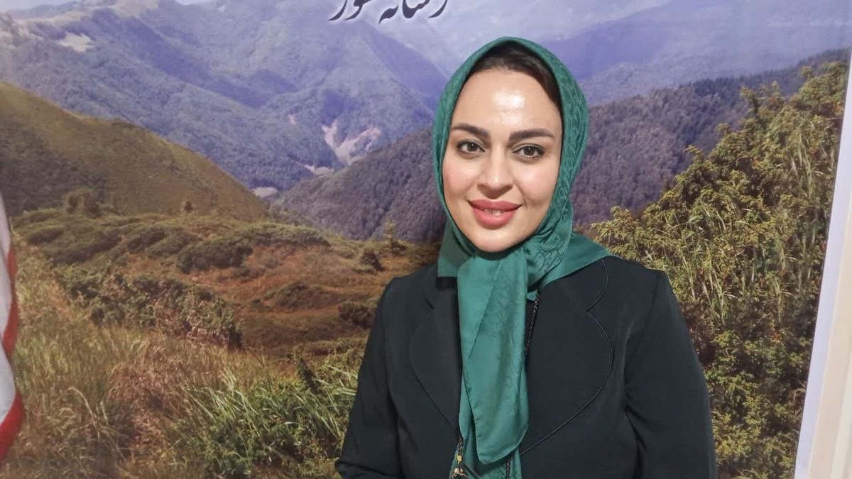 روزنامه جام جم البرز با آزاده مقصودی، مدرس فن بیان و مهارت‌های ارتباطی، گفتگویی انجام داده است که ماحصل آن را در ذیل می‌خوانید: