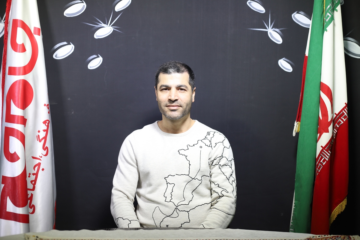 روزنامه جام البرز، با فواد وادی زاده، مدیر مجموعه تولیدی فورپادگفتگویی انجام داده که ماحصل آن را در ذیل می‌خوانید: