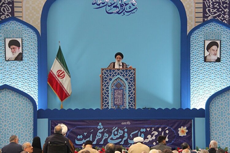 مهمترین عبرت تاریخی؛ نباید به بیگانگان اعتماد کرد
