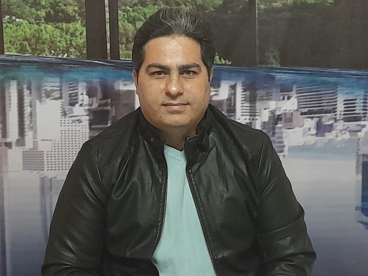 روزنامه جام جم البرز، با حجت دلفان، مدیر و مسئول شرکت روهان موتور، گفتگویی انجام داده است که ماحصل آن را در ذیل می خوانید: