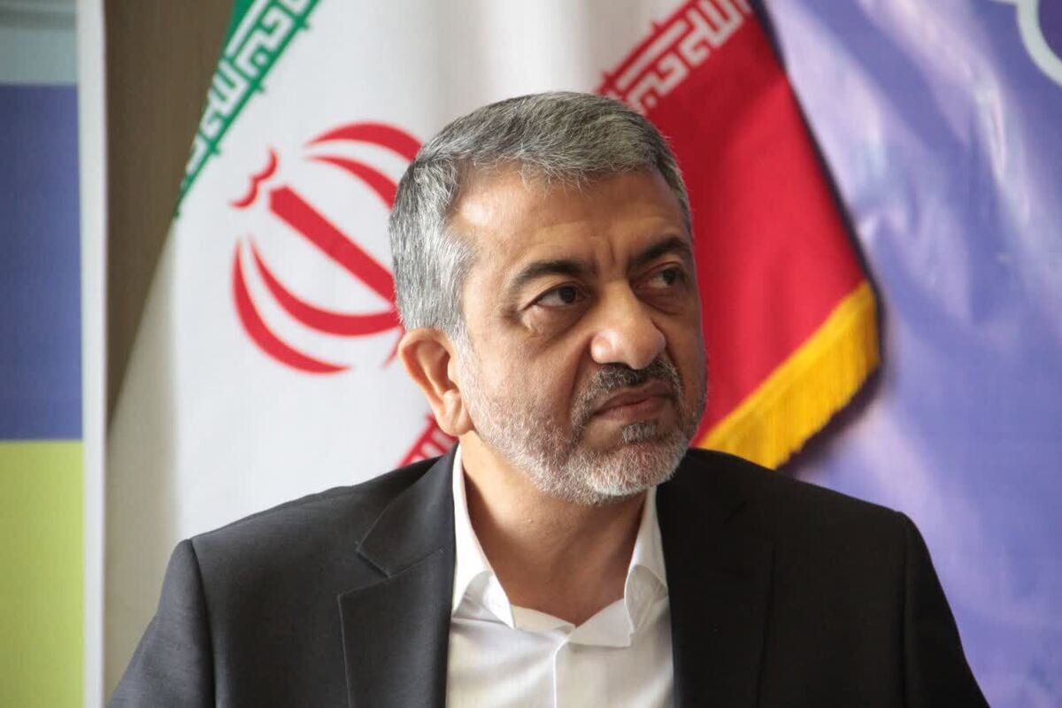 معاون رئیس جمهور و رئیس بنیاد شهید و امور ایثارگران استان البرز در حکمی امیر حسین دانش کهن را به سمت سرپرست اداره کل بنیاد شهید و امور ایثارگران استان البرز منصوب کرد.