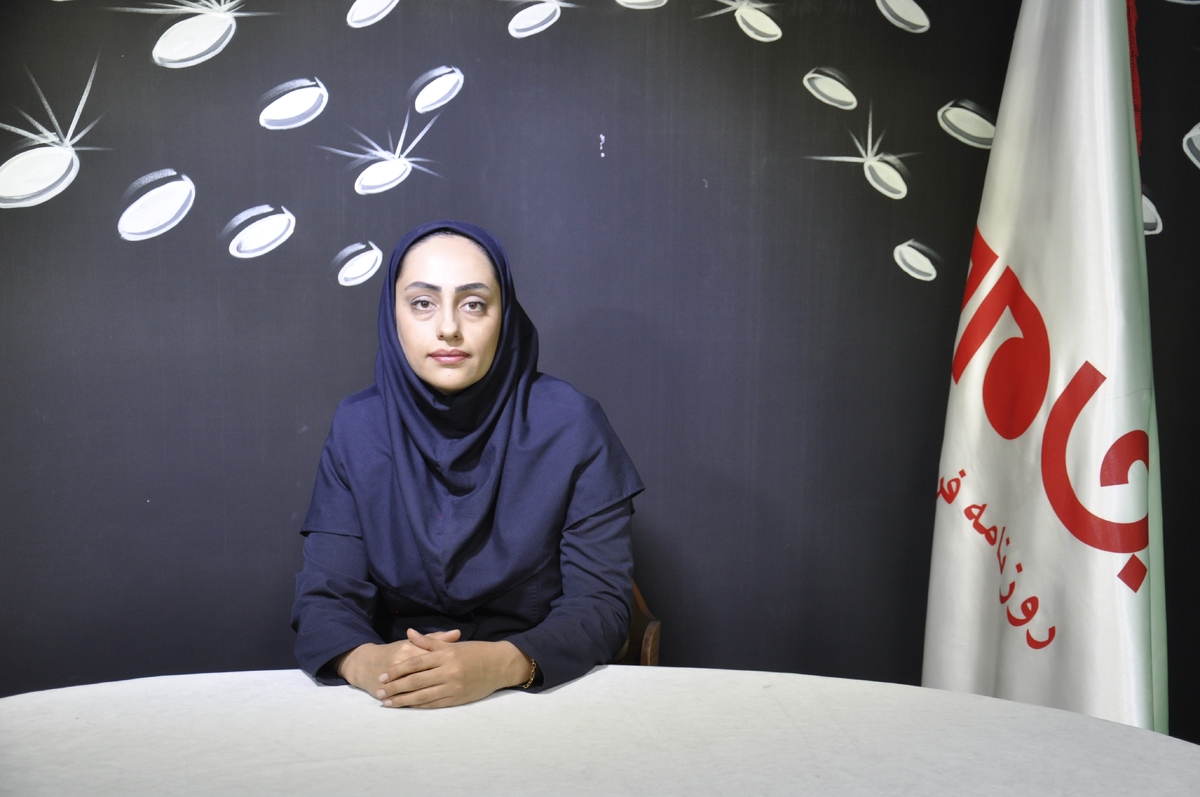 روزنامه جام جم البرز با رعنا رضایی- مدیر مدرسه دو زبانه زاگرس، گفتگویی انجام داده است که ماحصل آن را در ذیل می خوانید :