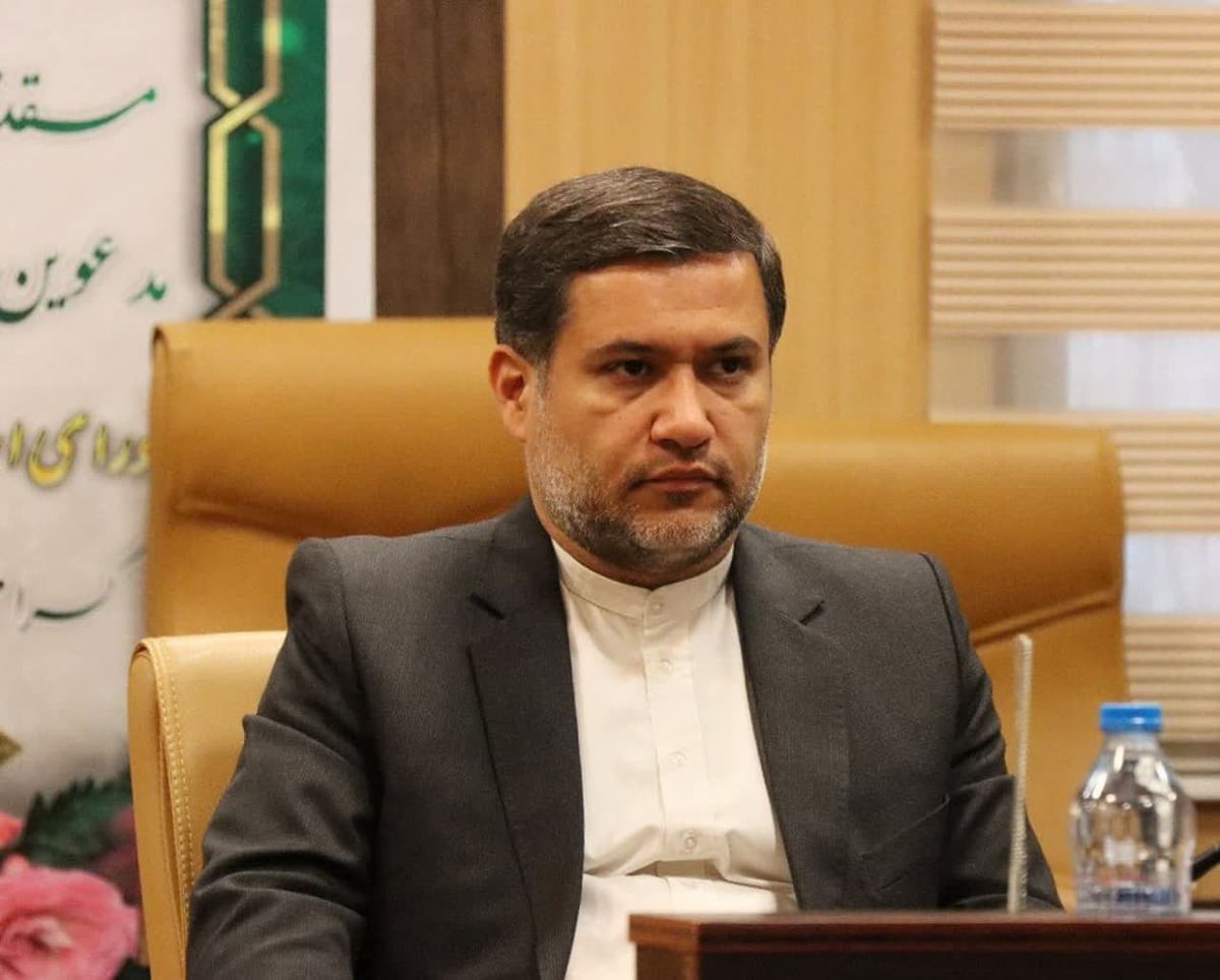 محسن افشار از آغاز عملیات عمرانی برای احداث زمین چمن مصنوعی چندمنظوره با هدف افزایش سرانه ورزشی در چند روز آینده خبر داد.