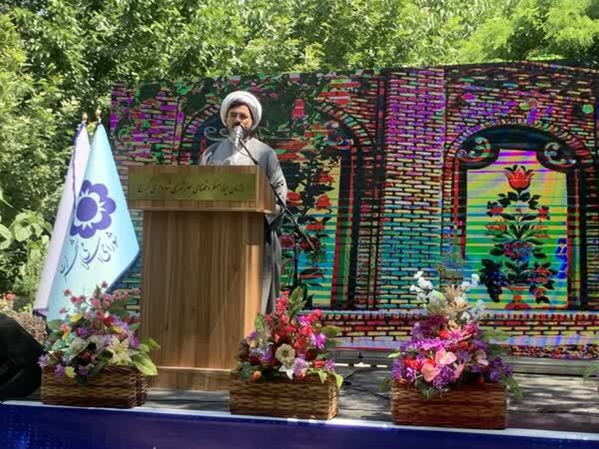 رئیس کمیسیون فرهنگی، اجتماعی و ورزشی شورای اسلامی شهر کرج گفت: لازم است تمام امکانات برای بازگشت به موقعیت باغشهری این کلان‌شهر به کار گرفته شود.