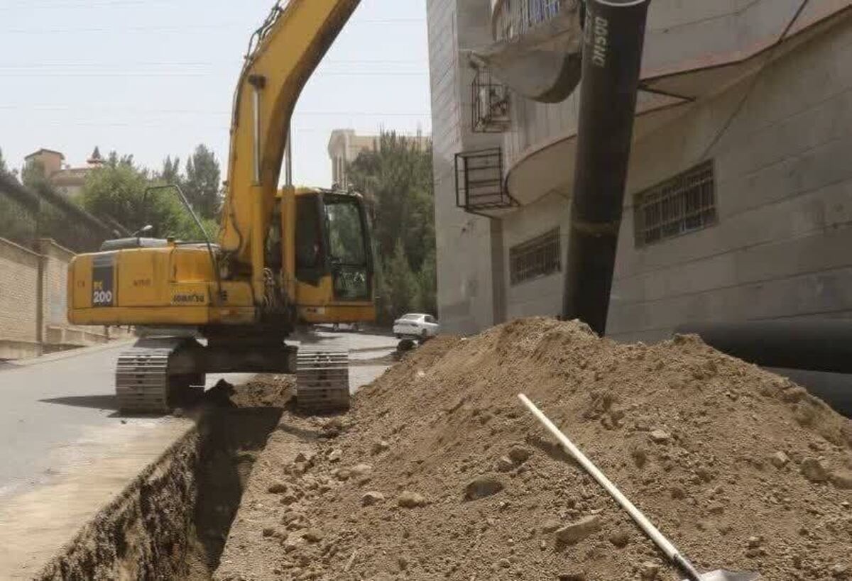 عملیات اجرای ۴ هزار متر شبکه توزیع آب روستای سفیدارک از توابع شهرستان ساوجبلاغ آغاز شد.