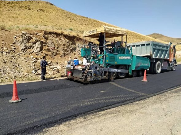 اجرای ۴ پروژه راه روستایی دربخش پایین طالقان با اعتباری بالغ بر ۸۳ میلیارد تومان