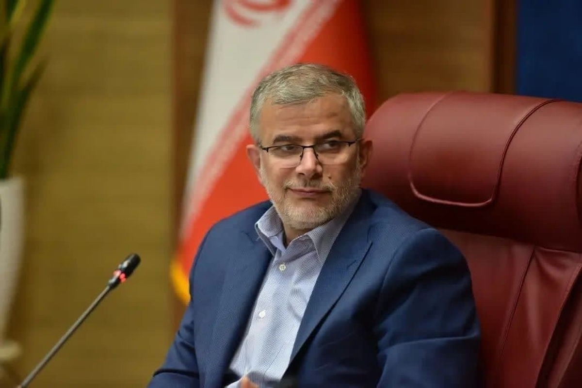 نماینده عالی دولت در استان البرز از افتتاح هزار و ۱۷۴ پروژه دولتی و خصوصی با اعتباری حدود ۸ هزار و ۸۰۰ میلیارد تومان و اشتغالزایی برای حدود ۲ هزار و ۲۰۰ نفر خبر داد.
