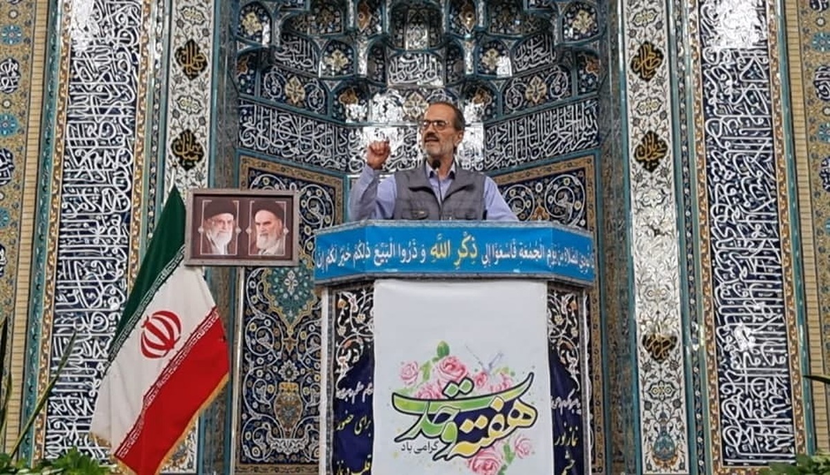 نماز جمعه پرشکوه کرج در آستانه میلاد پیامبرالهی (ص) و امام جعفر صادق (ع) و هفته دفاع مقدس، در روزجمعه ۳۰ شهریورماه ۱۴٠۳ در مصلای بزرگ امام خمینی کرج با حضور نمازگزاران این شهر برگزار شد. پیش از ایراد خطبه‌ها و نمازسیاسی عبادی جمعه توسط حضرت‌آیت‌الله حسینی همدانی (حفظه‌الله) نماینده ولی‌فقیه در استان البرز و امام‌جمعه انقلابی کرج، سخنران این هفته دکتر سید جواد هاشمی فشارکی با موضوع: «از ولادت نورنبوی تا ولایت نائب رهبری» بود.