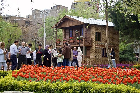 درب باغ گل‌ها رو به شهروندان گشوده شد