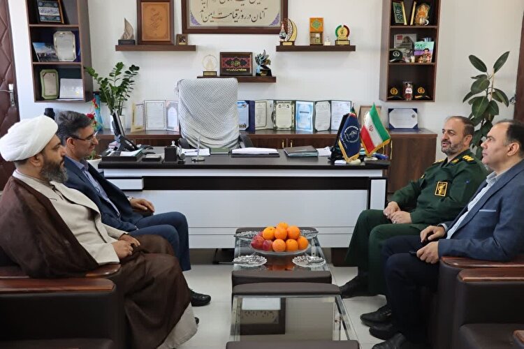 نشست هم اندیشی و برنامه ریزی  بسیج سازندگی و بنیاد مسکن البرز برگزار شد