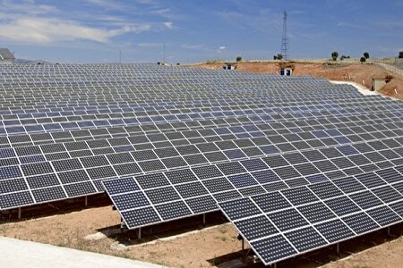 احداث نیروگاه خورشیدی هزار هکتاری در اشتهارد