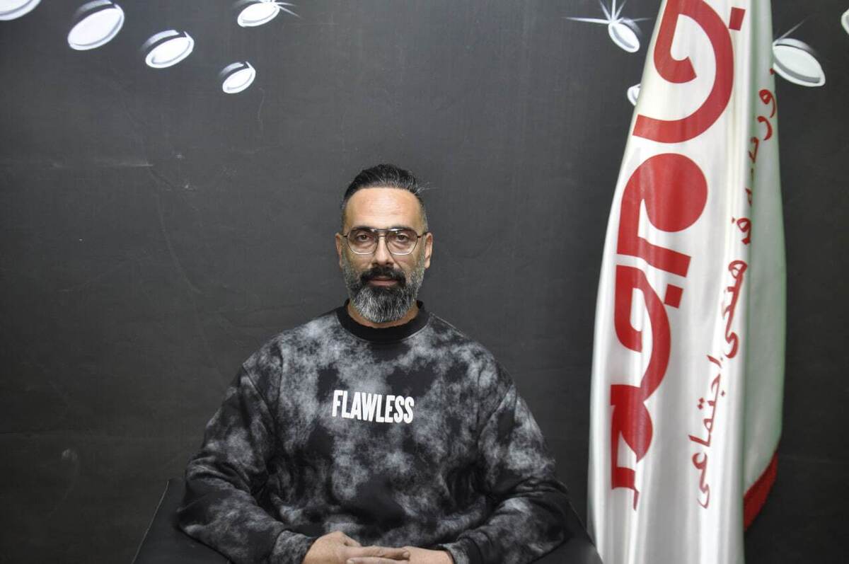 روزنامه جام جم البرز، با میرمجید سید کریمی، مدیریت مجموعه شاهان باتری، گفتگویی انجام داده است که ماحصل آن را در ذیل، می‌خوانید: