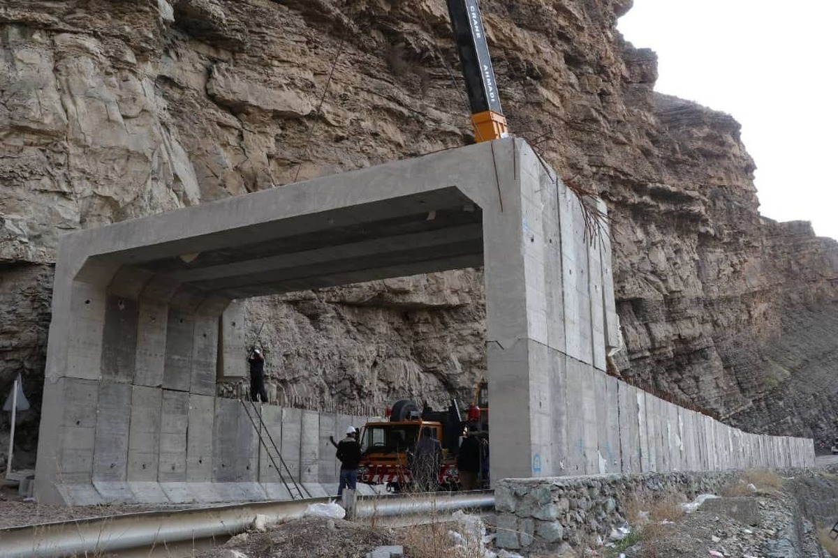 مدیرکل راهداری و حمل و نقل جاده‌ای استان البرز از انسداد محور کرج- کندوان به دلیل انجام عملیات عمرانی به مدت ۱۰ روز خبر داد.
