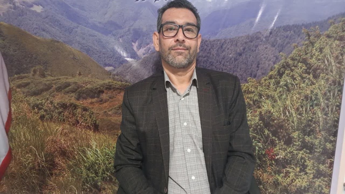 روزنامه جام جم البرز با محمد حسن اکبری، مدیر مجموعه تاسیسات اکبری، گفت و گویی انجام داده است که ماحصل آن را در ذیل می‌خوانید: