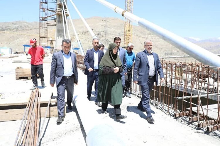 بازدید معاون رئیس‌جمهور و رئیس سازمان محیط زیست از پروژه آزادراه شمالی کرج