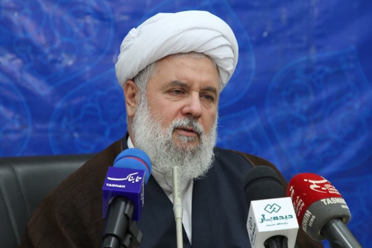 جمعی از اصحاب رسانه استان البرز، با حجت‌الاسلام والمسلمین محمد نعیمی مسئول نمایندگی، ولی فقیه در سپاه امام حسن مجتبی (ع)، به مناسبت فرارسیدن سالروز تاسیس سپاه پاسداران انقلاب اسلامی، دیدار و گفت‌و‌گو کردند.