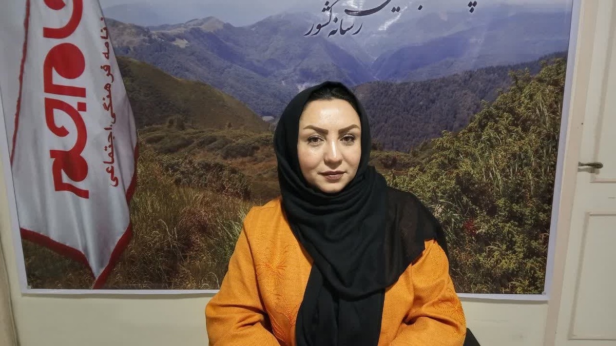 روزنامه جام جم البرز با رعنا حنفی سهزابی، رئیس هیئت مدیره شرکت فرشکده حنفی، گفت‌وگویی انجام داده است که ماحصل آن را در ذیل می‌خوانید: