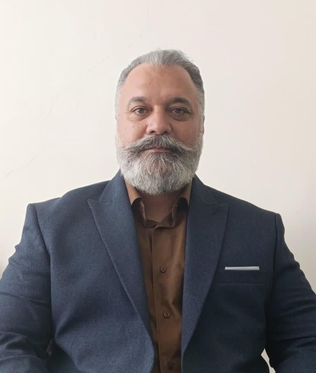 روزنامه جام جم البرز، با آرش فلسفی، مدیر موسسه فرهنگی هنری شاهنامه هنر فلسفی، گفت وگویی انجام داده است که ماحصل آن را در ذیل می‌خوانید:
