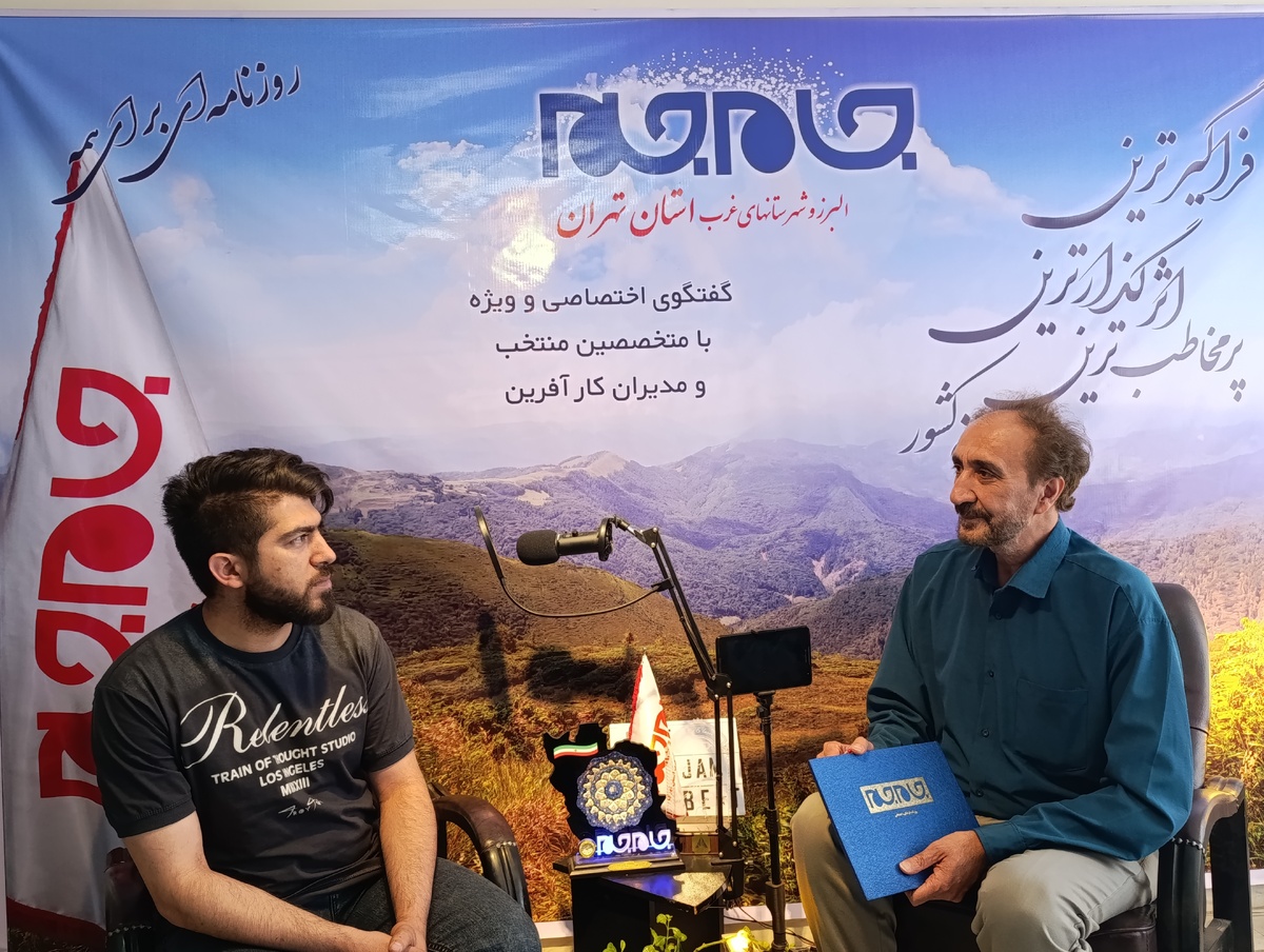 نوآوری و یافتن راهکارهای خلاقانه، کلید موفقیت در هر کسب‌وکاری است. در این راستا محسن محمودنیا، با ایده‌ای نو و کارآمد، موفق شده در زمینه‌ی تعمیر درب‌های چوبی شکسته، تحولی چشمگیر ایجاد کند. در این مصاحبه، با این کارآفرین خلاق همراه می‌شویم تا از تجربیات ارزشمند او بیشتر بدانیم.