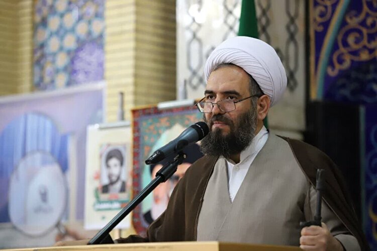 بصیرت، خدمت و مقاومت؛ سه رکن تعالی جامعه اسلامی