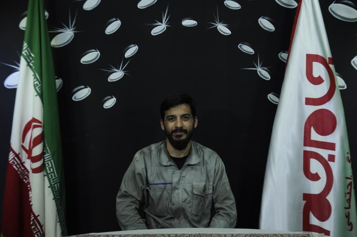 با رشد و تکامل در همه عرصه‌های علمی و صنعتی؛ صنف ساخت و ساز هم رشد بسیار خوبی داشته است تا جایی که خیلی از مصالح و امکانات ساخت و ساز تغییر کرده و از لحاظ دوام و زیبا سازی شهر تاثیرات خوبی داشته است.
افتخار هم صحبتی با یکی از مدیران فعال در این حوزه را داشتیم که توجه شمارا به بخشی از این مصاحبه جلب می‌نماییم.