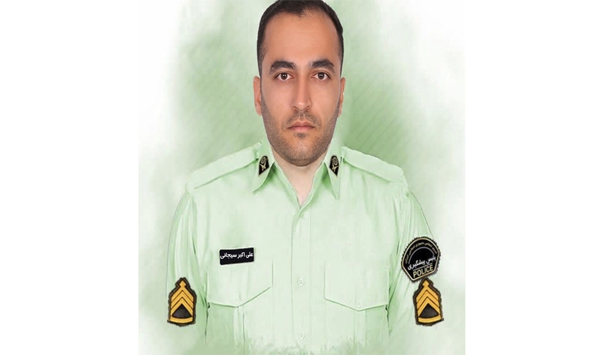 مرکز اطلاع رساني پليس البرز از آسماني‎ ‎شدن‎ ‎استواردوم علي اکبر سيجاني ،‎ ‎از‎ ‎کارکنان‎ ‎گشت‎ ‎انتظامي‎ ‎شهرستان‎ ‎کرج‎ ‎در حادثه تلخ شب گذشته اتوبان کرج -قزوين خبر داد.‏