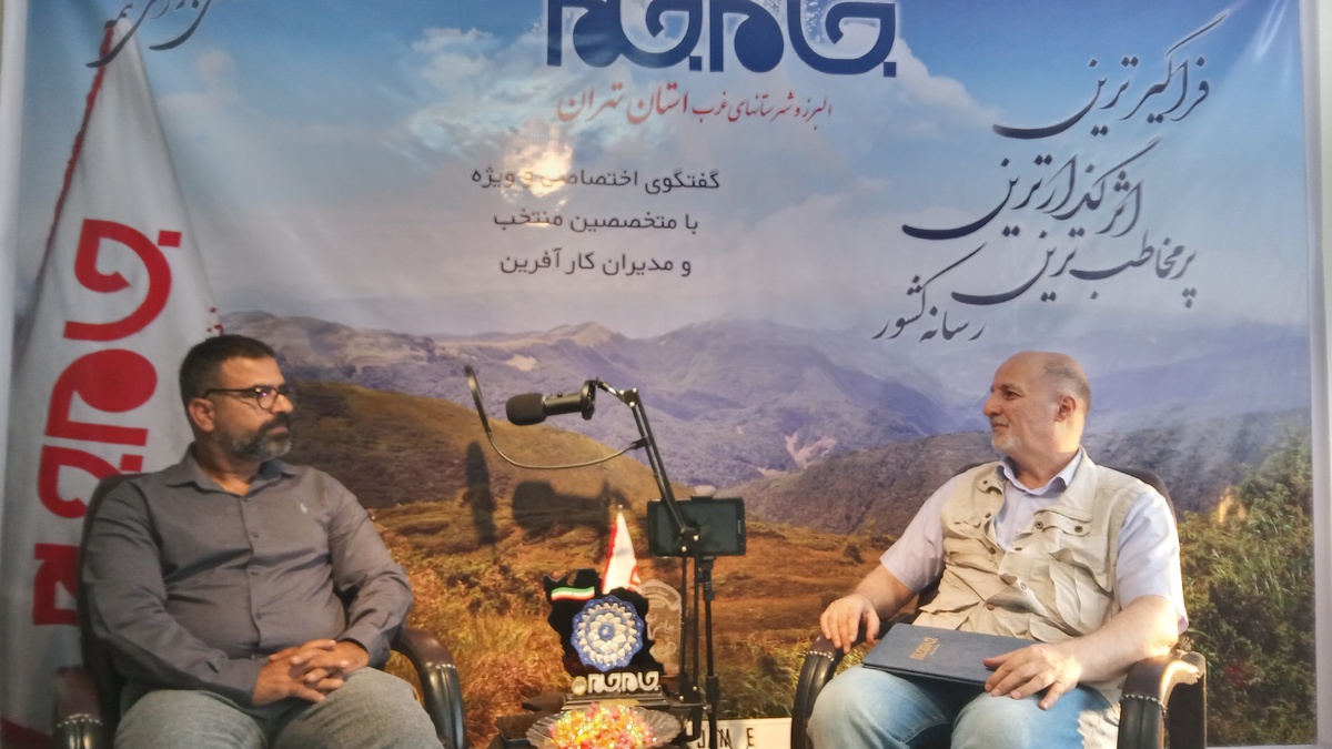 در صنعت تأسیسات ساختمان، تولید و تأمین تجهیزات باکیفیت و نیز ارائه خدمات تخصصی از اهمیت بالایی برخوردار است. علیرضا دهقی، با بیش از دو دهه تجربه، یکی از فعالان توانمند و کاردان این حوزه محسوب می‌شود. او با مدیریت «شرکت انرژی اندیشه ماندگار» و «فروشگاه پمپ آنلاین توانسته است خدماتی متمایز در زمینه تأسیسات آبرسانی، آتش‌نشانی، استخر، سونا و جکوزی ارائه دهد. در این مصاحبه، از ایشان در خصوص فعالیت‌ها، اهداف و مزایای مجموعه‌اش به گفتگو پرداخته ایم.