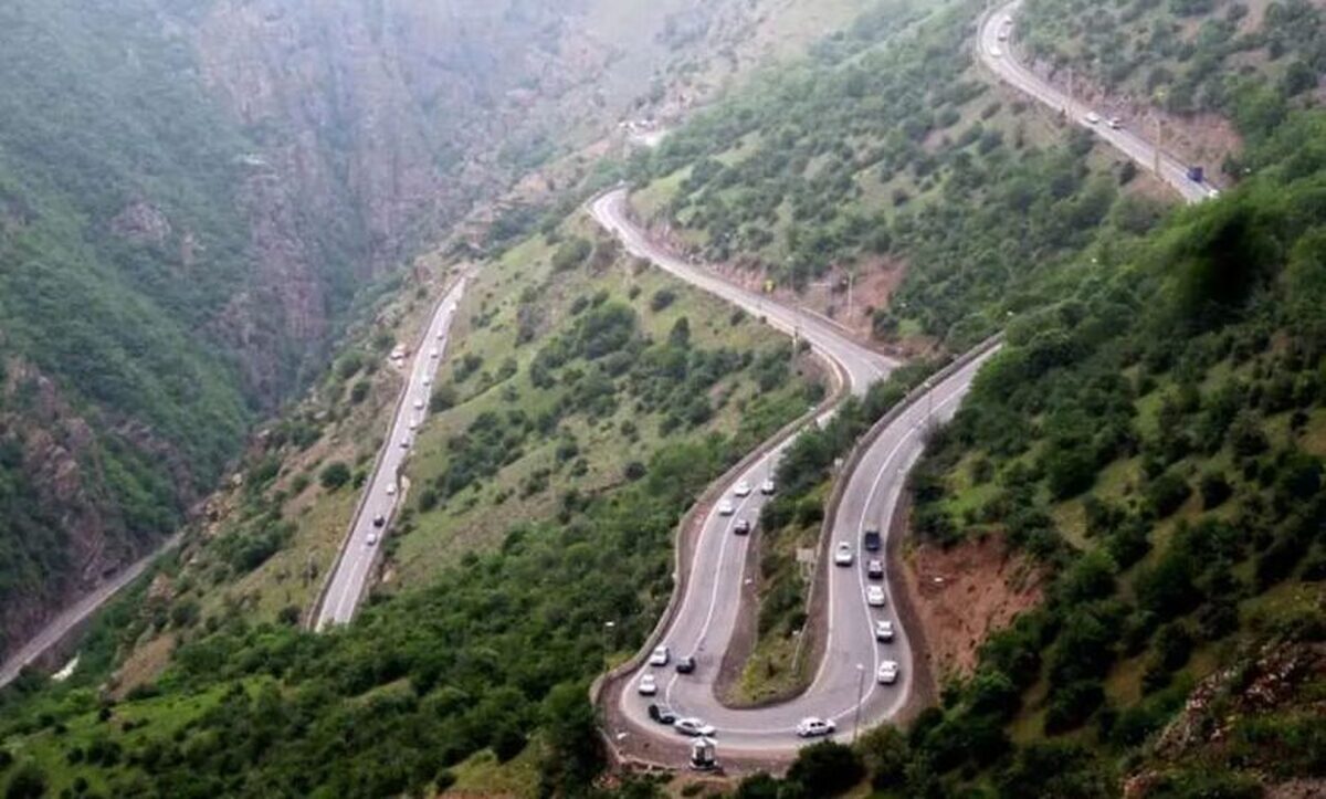 مدیرکل راهداری و حمل و نقل جاده ای استان البرز از پایان پروژه عمرانی نصب گالری در محور کرج-چالوس خبر داد و گفت: در حال حاضر تردد شهروندان بدون مشکل در جریان است‌.