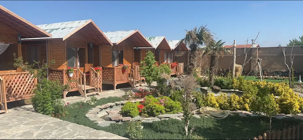 مدیرکل میراث فرهنگی گردشگری و صنایع دستی استان البرز با اشاره به این که البرز از مسیر گردشگری به مقصد گردشگری تبدیل می‌شود گفت: برای حمایت از سرمایه گذاران عوارض ساخت برای فعالان حوزه گردشگری و ورزشی به صفر می‌رسد.