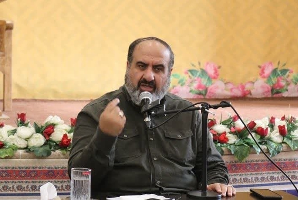 غدیر نقطه عطفی در تاریخ اسلام است که سرنوشت امت اسلامی را رقم زد و بازخوانی پیام غدیر راهگشای حل مسائل امروز و تضمین کننده عزت و اقتدار جامعه اسلامی است.