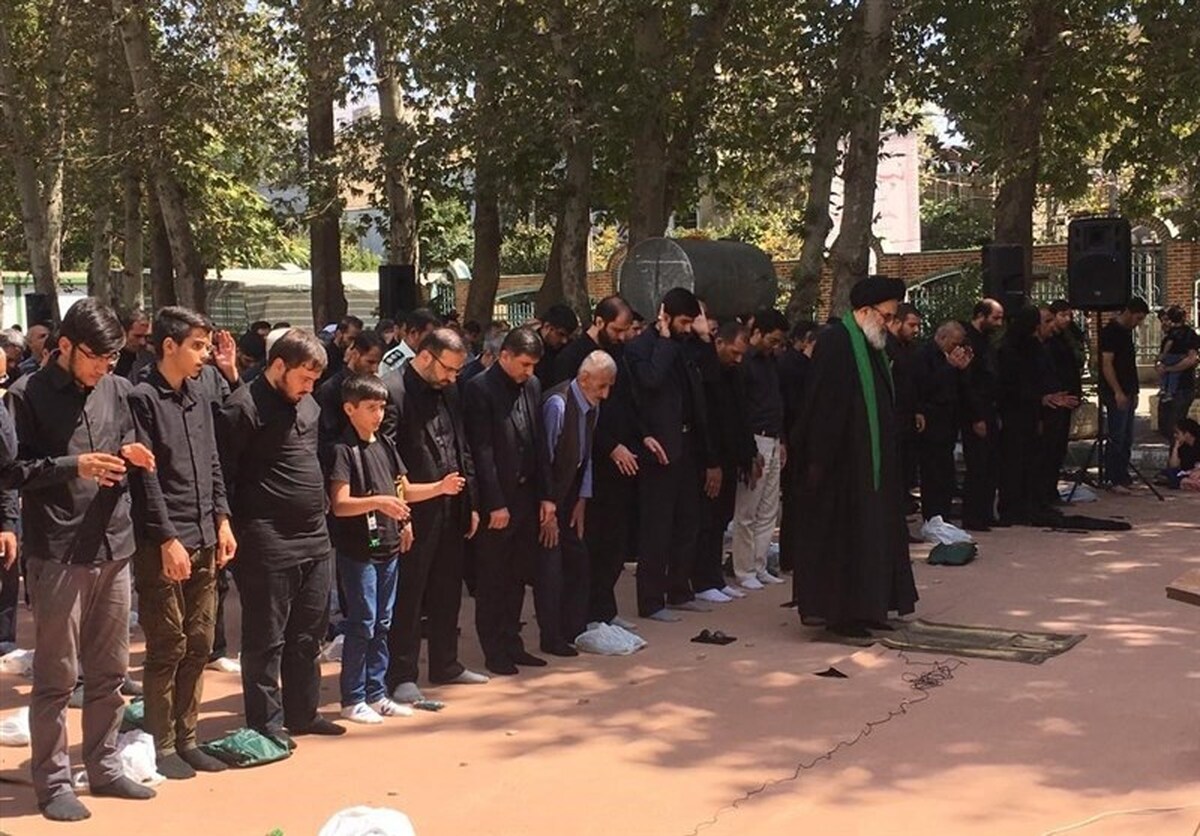 مدیر ستاد اقامه نماز استان البرز از برپایی نماز جماعت ظهر عاشورا با حضور گسترده مردم مؤمن و انقلابی در سراسر استان خبر داد و گفت: این مراسم معنوی با مشارکت همه‌جانبه هیئات مذهبی و دستگاه‌های فرهنگی برگزار خواهد شد.