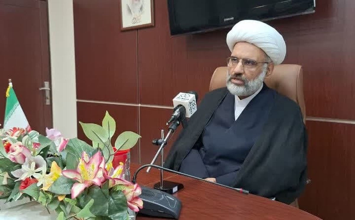 عضو شورای خبرگان رهبری با اشاره به اهمیت اعتماد رهبرمعظم انقلاب به مردم و کارکردهای الگوی راهبری رهبرمعظم انقلاب گفت: استبداد در سیره رهبرمعظم انقلاب جایی ندارد.