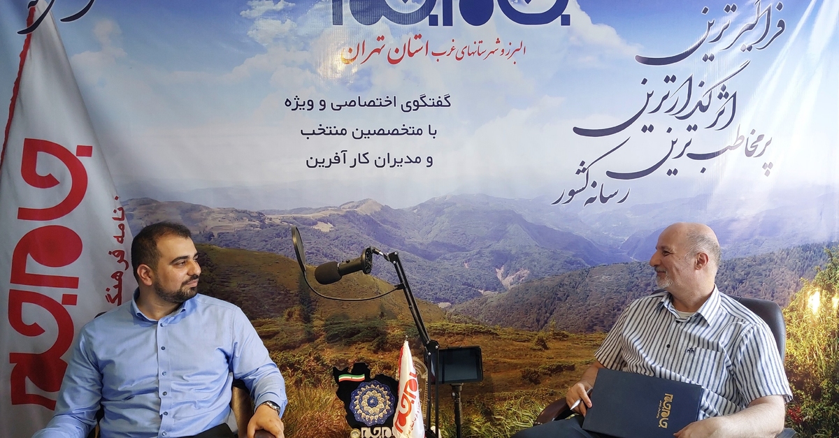در این مصاحبه، افتخار داشتیم تا با مهندس حسین طالبی، یکی از چهره‌های فرهیخته ،تحصیلکرده و پرتلاش در صنعت عرضه مصالح ساختمانی، گفتگویی ویژه داشته باشیم. ایشان سال‌هاست که با صداقت، تخصص و پشتکار در بازار مصالح ساختمانی فعالیت می‌کنند. این دیدار فرصتی مغتنم بود تا از منظر یک جوان خوشفکر، نگاهی تخصصی به جنبه‌های مختلف این حرفه، از استراتژی‌های موفقیت تا چالش‌های پیش رو، داشته باشیم. در عین حال دغدغه‌ها و مطالبات فعالان این صنعت از مسئولین نیز منعکس خواهد شد.
