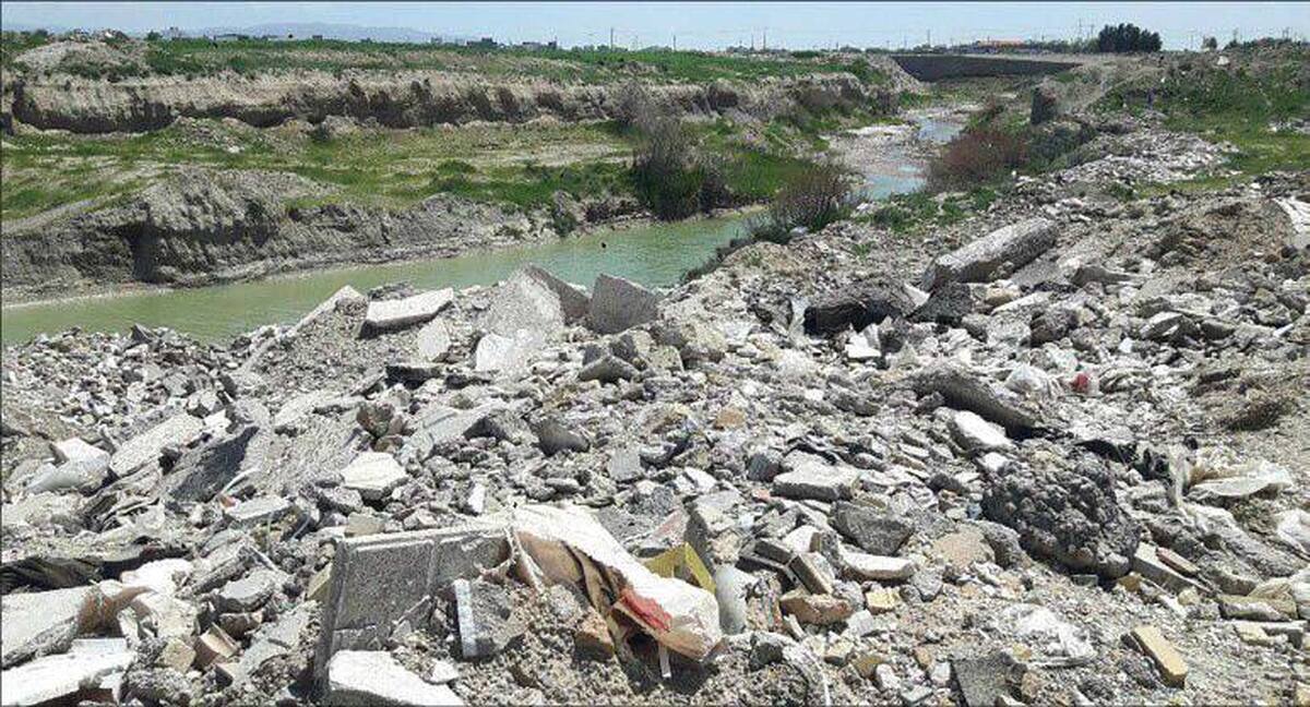 در جریان برگزاری جلسه کارگروه مدیریت پسماند شهرستان طالقان، با حضور معاون فرماندار و دستگاه‌های اجرایی، مجموعه‌ای از مصوبات اجرایی با محوریت ساماندهی نخاله‌های ساختمانی و حفاظت از حوضه‌های آبریز به تصویب رسید تا چارچوب جدیدی برای مدیریت اصولی پسماند در این شهرستان ترسیم شود.