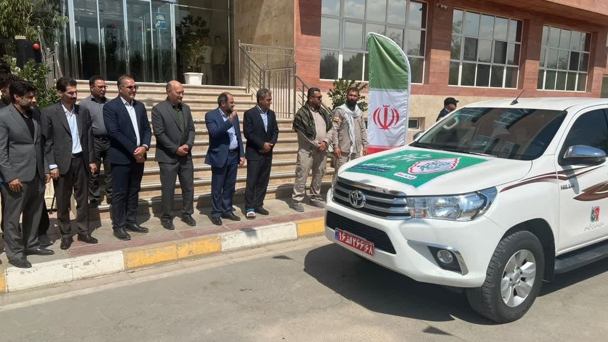 مدیر کل راهداری و حمل و نقل جاده‌ای استان البرز گفت: کاروان خادمان زائران اربعین حسینی جهت خدمت رسانی به زائران اباعبدالله الحسین (ع) به مرز مهران اعزام شدند.