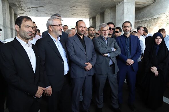 ببینید|  آئین بهره برداری از فاز دوم بزرگراه شمالی و تقاطع جمهوری اسلامی کلانشهر کرج