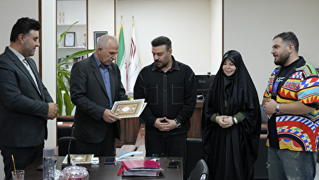 پیراهن بهرنگ علوی 6 زندانی را آزاد کرد