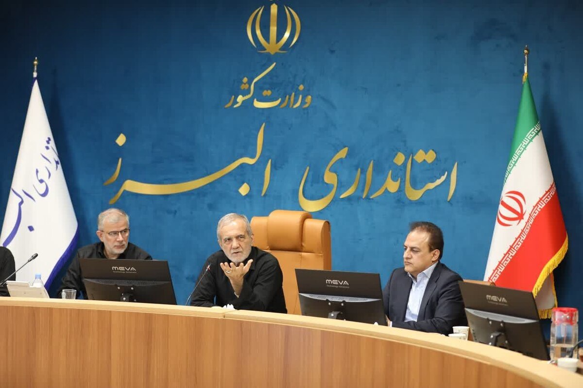 در جریان بازدید سرزده از پروژه‌های عمرانی استان البرز و نشست با مدیران استانی، رئیس‌جمهور با اشاره به کاهش چشمگیر بارندگی‌ها نسبت به میانگین بلندمدت کشور، نسبت به وضعیت منابع آبی در استان‌های تهران و البرز هشدار داد.