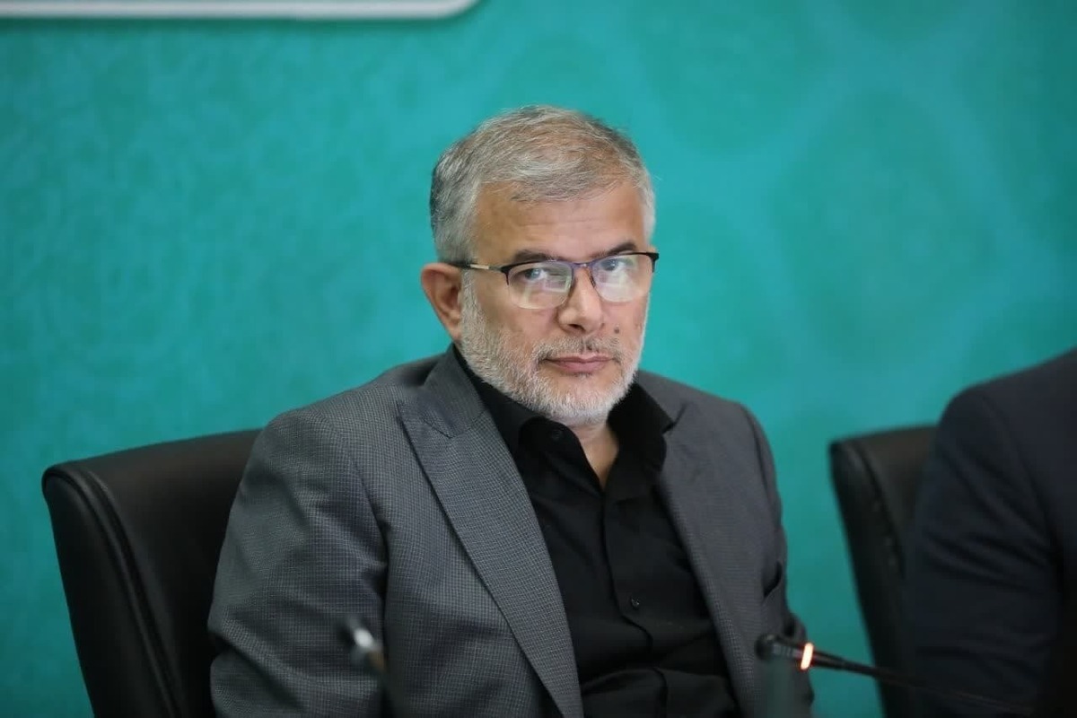 نشست ستاد هماهنگی برگزاری راهپیمایی اربعین حسینی به ریاست نماینده عالی دولت در استان البرز، مدیران دستگاه‌های اجرایی و مسئولان مواکب استان برگزار شد. در این نشست، آخرین برنامه‌ریزی‌ها و مصوبات مرتبط با اعزام و خدمات‌رسانی به زائران اربعین مورد بررسی قرار گرفت.