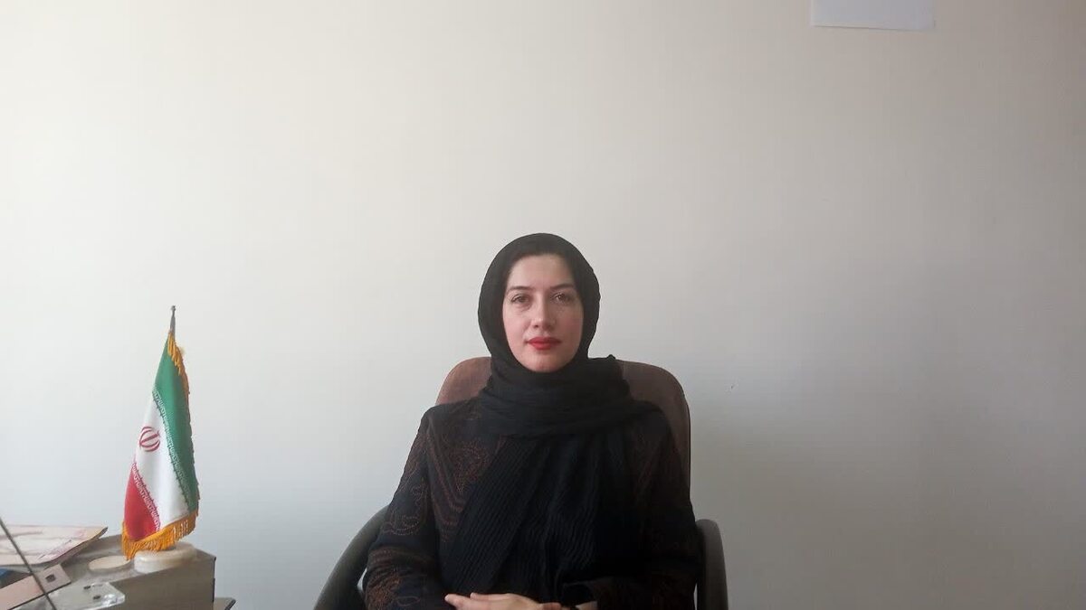 مفتخریم میزبان خانم دکتر فاطمه شفیع‌زاده، داروساز و محقق بالینی باشیم. در این مصاحبه به بررسی نقش و جایگاه این قشر فرهیخته در نظام سلامت کشور و چالش‌های پیش روی این حرفه می‌پردازیم.