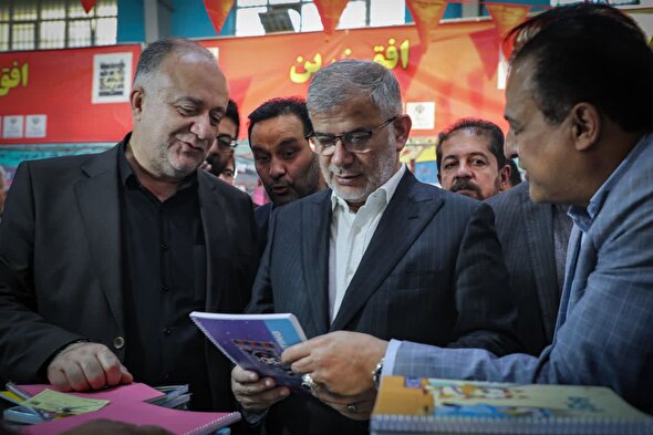 نمایشگاه‌های عرضه مستقیم لوازم‌التحریر برای تامین نیاز خانواده‌ها و تنظیم بازار دایر شد