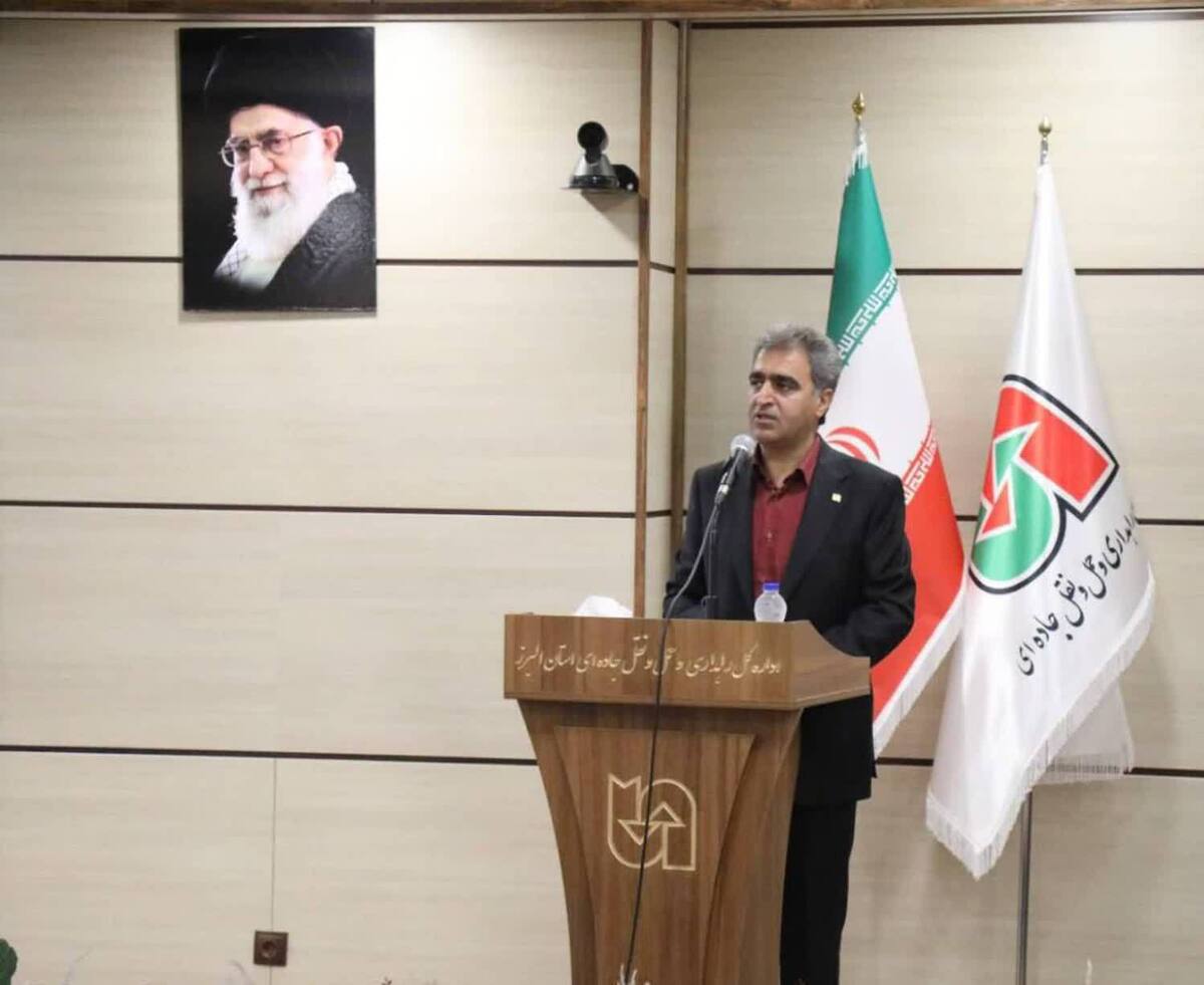 مدیرکل راهداری و حمل‌ونقل جاده‌ای استان البرز، در مراسم تکریم میثم قدمی، معاون سابق حمل‌ونقل این اداره کل، از اجرای پروژه‌های گسترده برای ایمن‌سازی محور‌های مواصلاتی استان خبر داد.